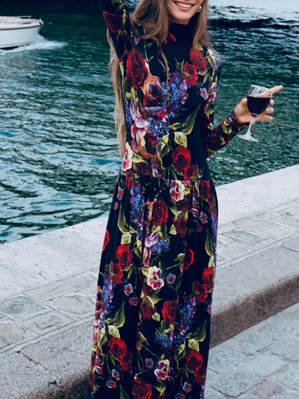 Avec Les Filles Long-Sleeve
Mock-Neck Midi Dress
8